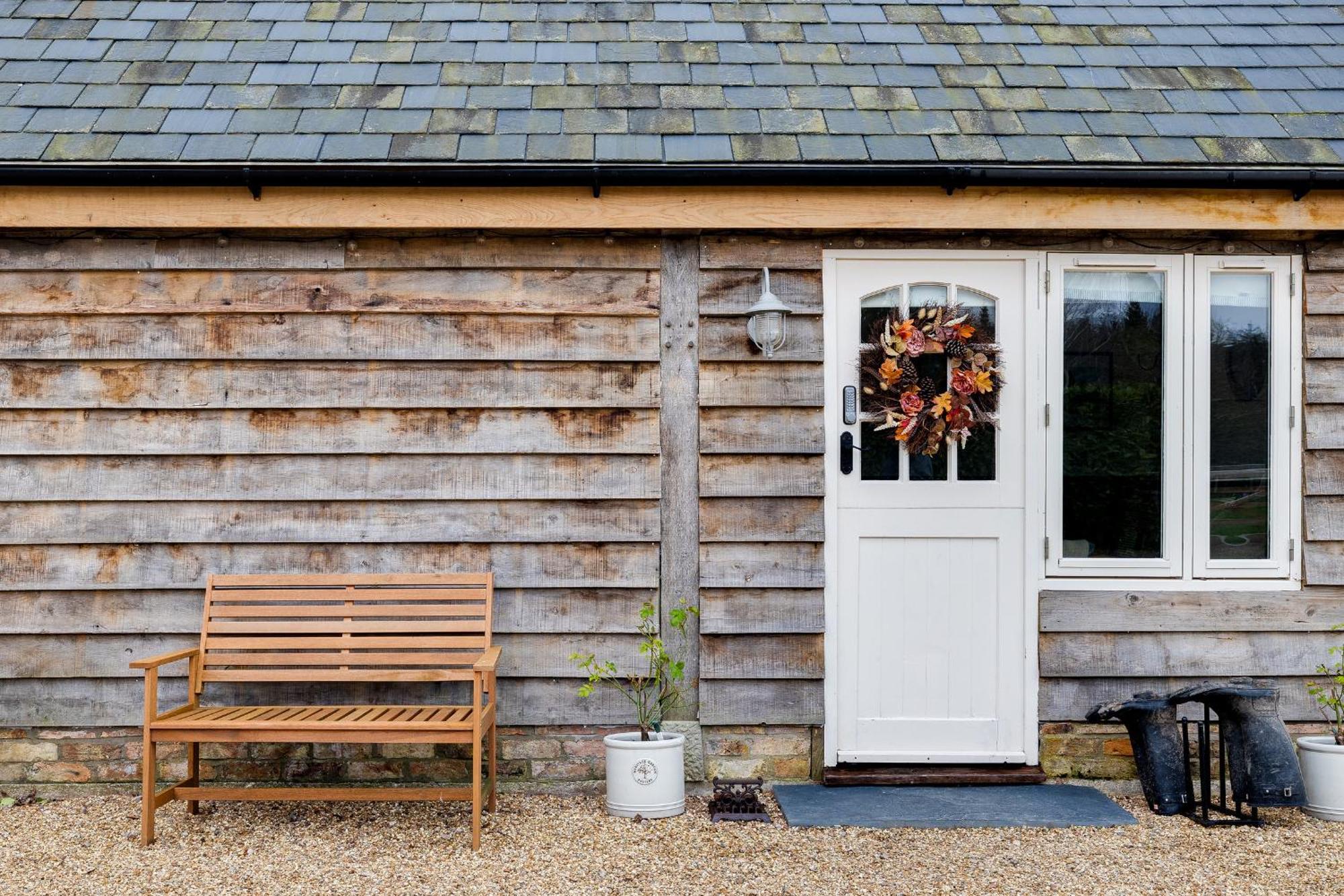 Вилла Oak Tree Hideaway Уитчерч Экстерьер фото